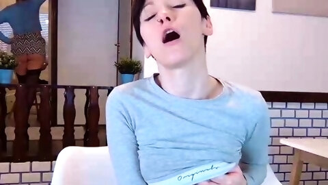 Hot Amateur Teen Babes Playing Sex At Home