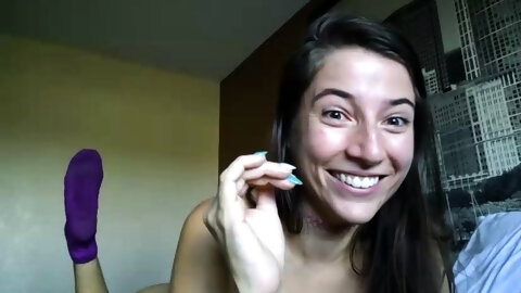 Brunette Solo Webcam Masturbation