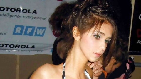 Young Courtesans - Lia - Cherry-sweet...