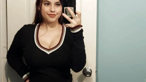 She’s Too Busty To Not Share