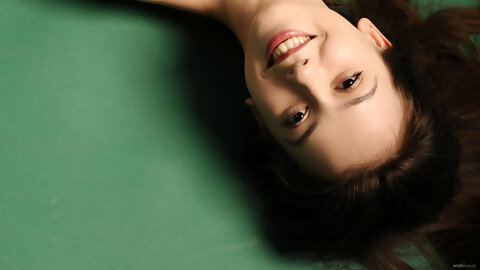 Petite Glamour Babe Karen A Showing Off...