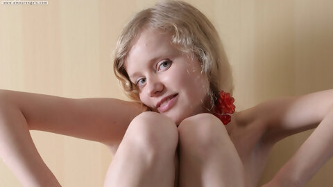 Yana F