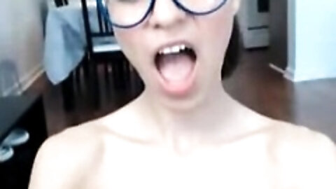 Skinny Teen Fucks Her Date