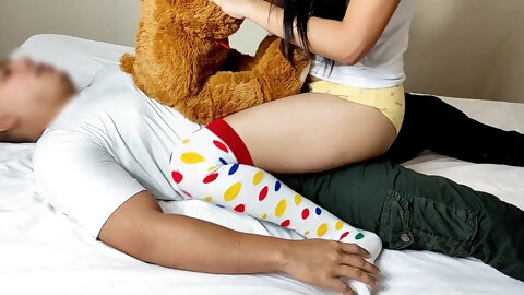 Teen Stepdaughter Begs To Explore Her...