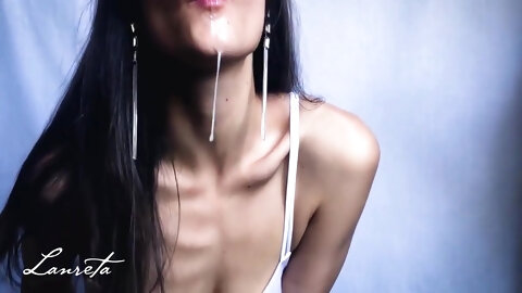 Girlfriend Cumshot And Cumplay...